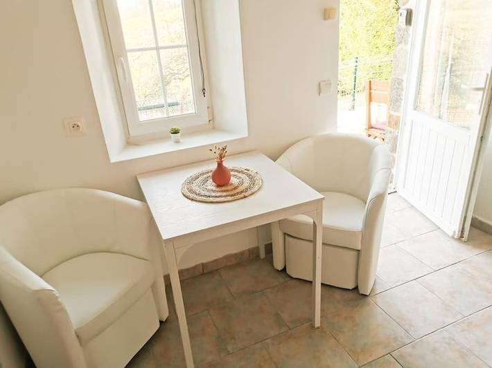 Location de vacances pour 2 personnes, avec jardin ainsi que vue et terrasse, animaux acceptés dans Souleuvre-en-Bocage - 3