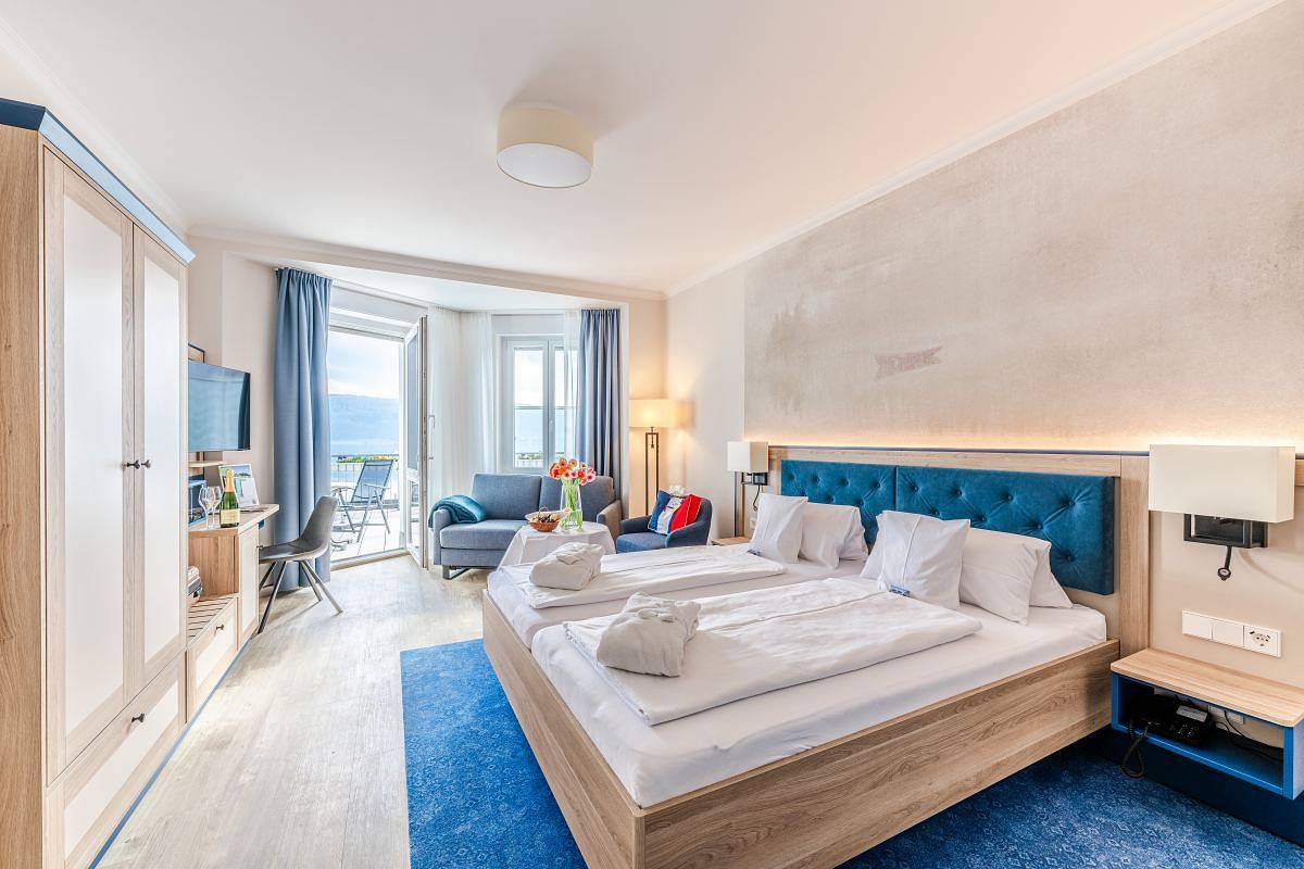 Strandhotel Löchnerhaus - Doppelzimmer, Du/Wc in Reichenau, Untersee