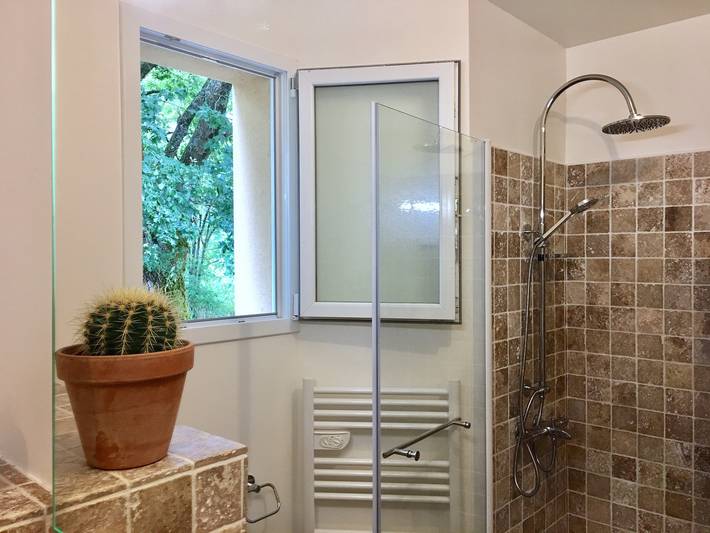 Gîte pour 8 personnes, avec piscine à Vasles - 4