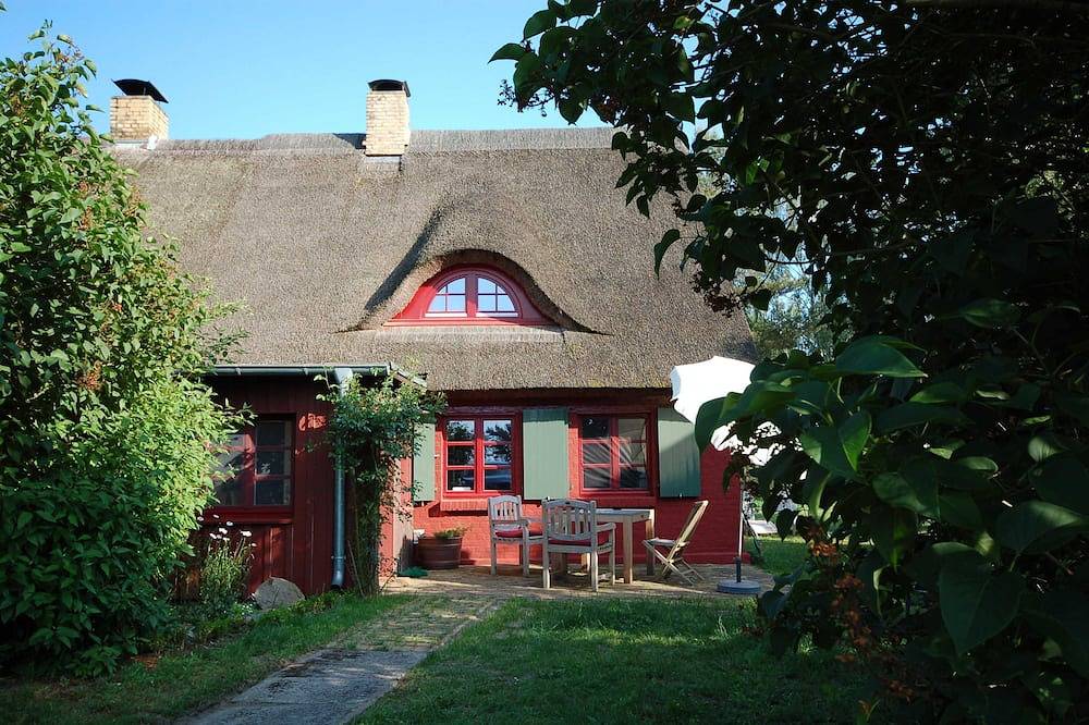 Pommernhaus Urgemütlicher Roter Schwede Sauna Boot - Sauna, Kamin, großer Garten in Ahlbeck (Ueckermünde), Ahlbeck bei Ueckermünde