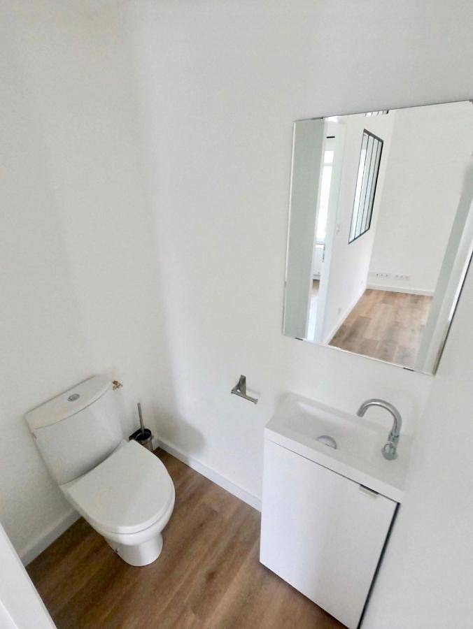 Appartement entier, One-Bedroom Apartment in Cavaillon, Parc naturel régional du Luberon