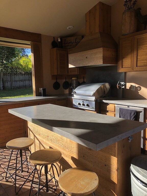 Vacation rental for 2 people, with terrace and hot tub as well as yard, with pets in Seminole County