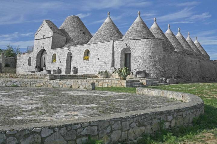 Chambre d’hôte pour 4 personnes, avec Jacuzzi et Terrasse ainsi que Jardin et Piscine