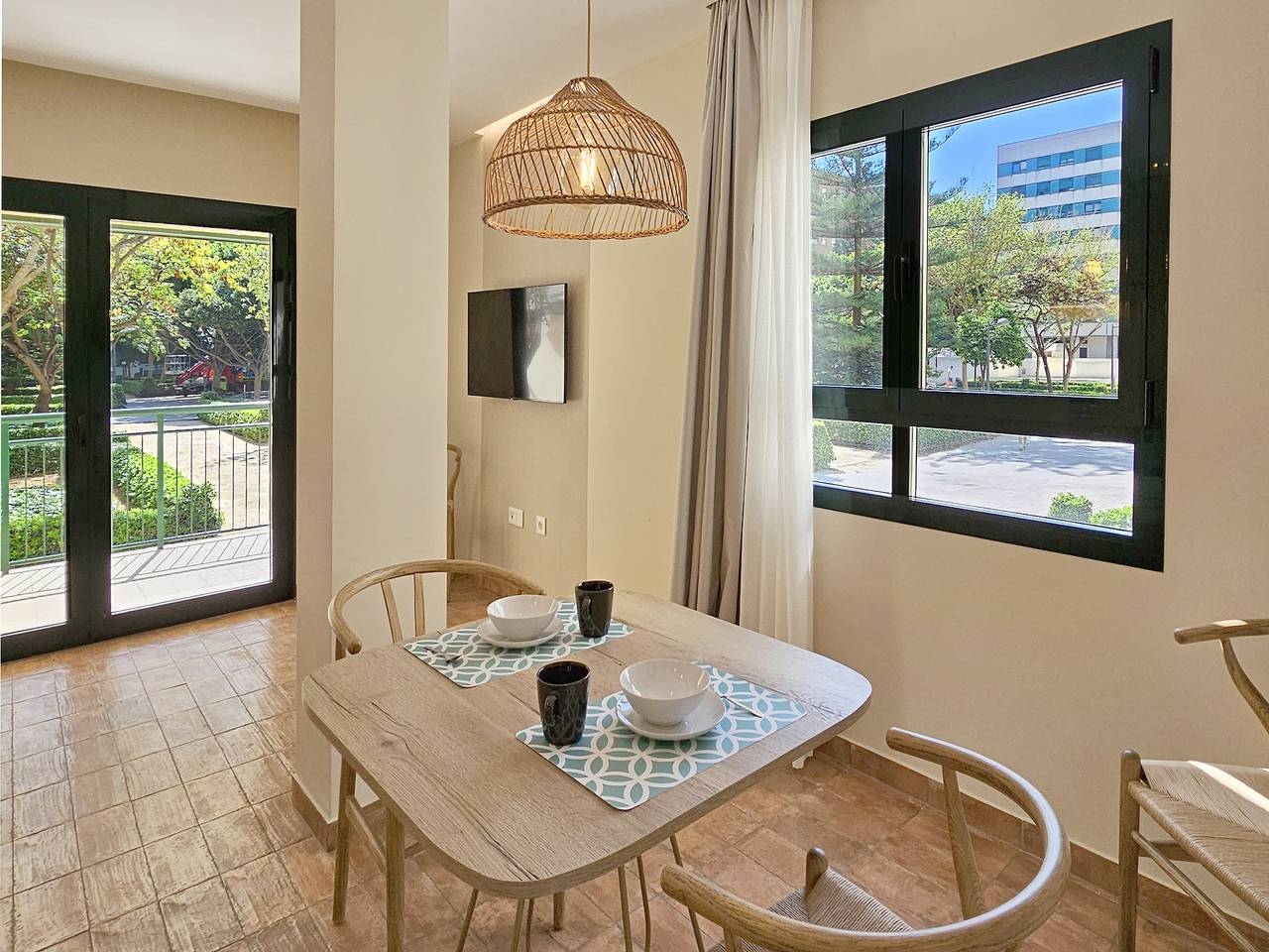 Gehele studio, Studio voor 2 personen met balkon in Valencia City Centre, Valencia