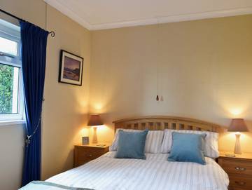 Holiday Rental for 2 People in Pembrokeshire, South-Wales, Photo 3