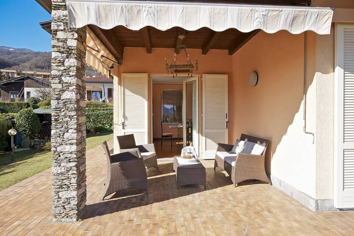 Location de vacances pour 7 personnes, avec jardin ainsi que vue sur le lac et terrasse, animaux acceptés dans Baveno - 2