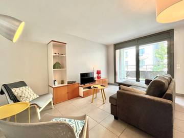 Gîte pour 4 personnes, avec terrasse dans Gare D Annecy