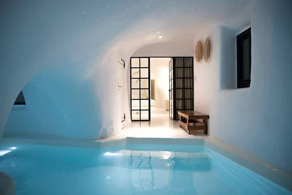 Aleria Luxury Cave Santorini (piscina privada) in Santorini