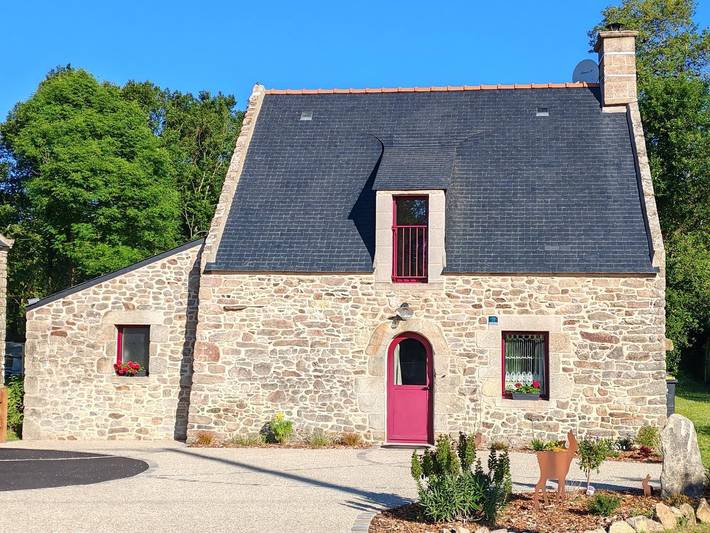 Gîte pour 4 personnes, avec terrasse et jardin