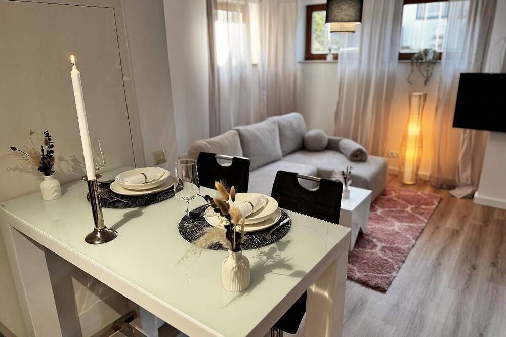 Ganze Wohnung, Exklusiv kompakt: Smart-Apartment mit Outdoor-Flair in Bad Mergentheim, Hohenlohe