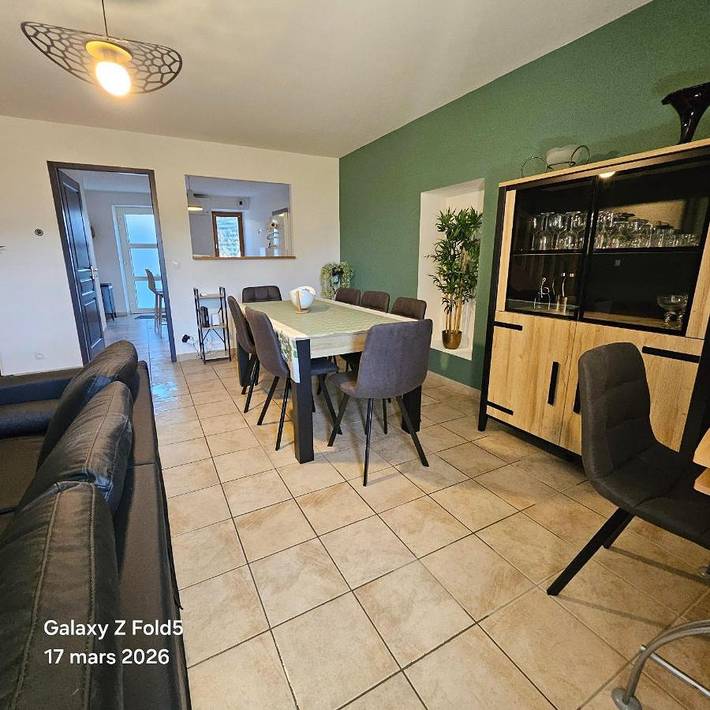 Location de vacances pour 6 personnes, avec Balcon dans Bréziers