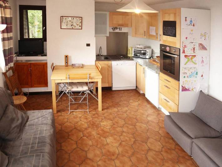 Gîte pour 6 personnes, avec Terrasse à Méolans-Revel
