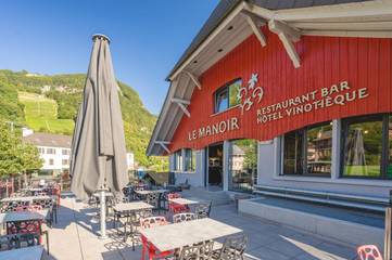 Hôtel pour 2 personnes, avec terrasse à Vionnaz