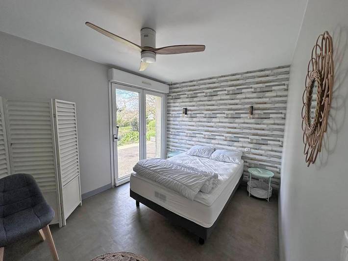 Gîte pour 12 personnes, avec jardin et terrasse - 1