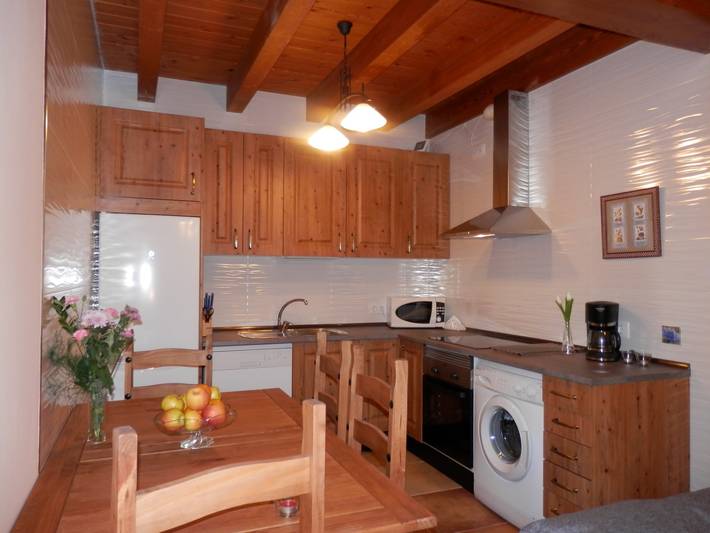 Location de vacances pour 4 personnes, avec balcon ainsi que piscine et jacuzzi, animaux acceptés à Ávila - 4