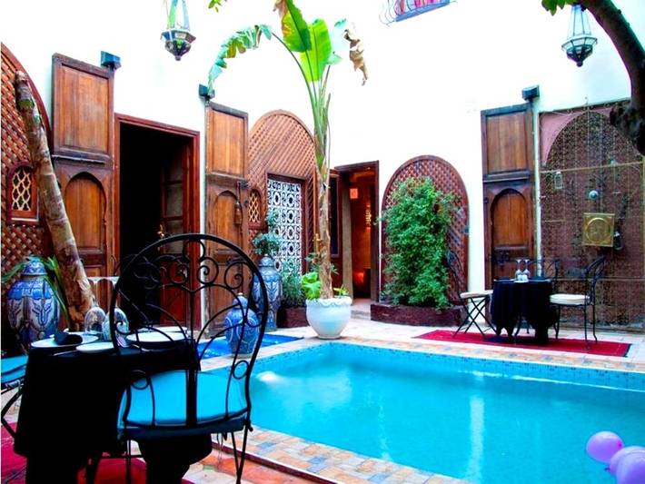 Villa pour 27 personnes, avec piscine et terrasse au Maroc