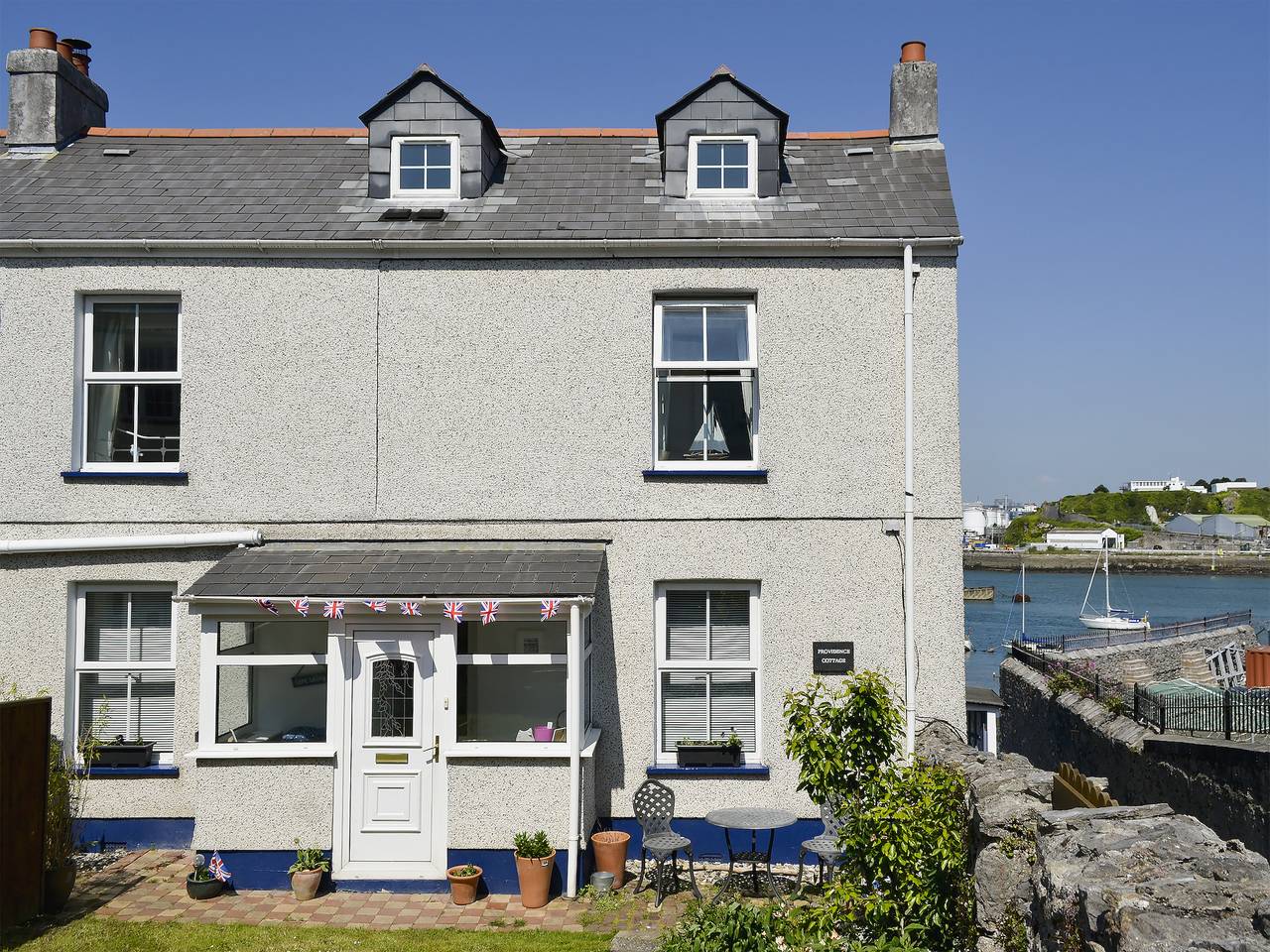 Holiday Rental for 6 People in Plymouth, South West England