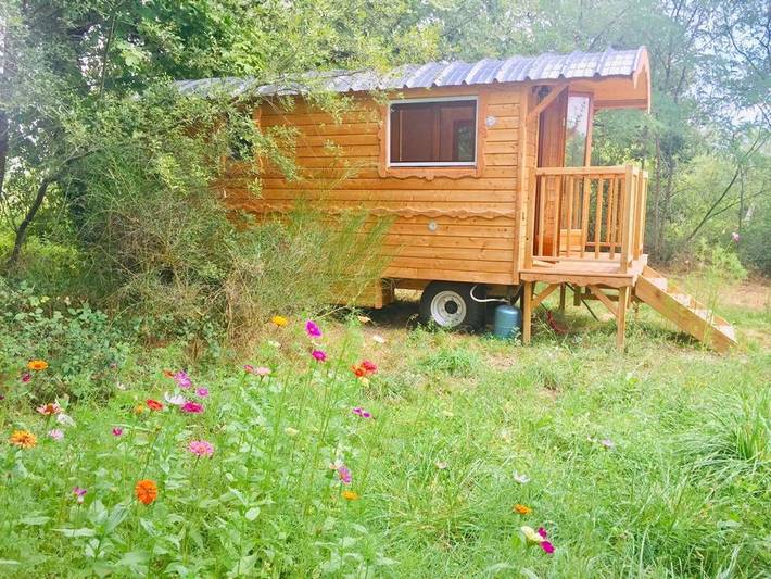 Cottage pour 2 personnes, avec vue sur le lac ainsi que balcon et jardin à Bérat (Haute-Garonne)