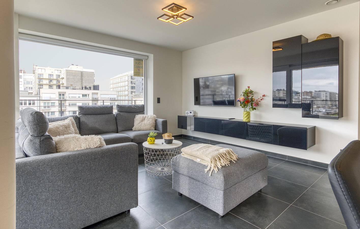 Apartamento vacacional entero, Apartamento de vacaciones para 8 personas con terraza in Ciudad de Ostende, Ostende