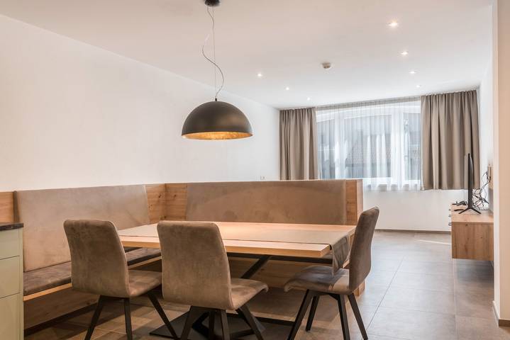 Hel lägenhet, 'Residence Diana Apartment 402' with Mountain View & Wi-Fi in Terenten, Dolomiti Superski