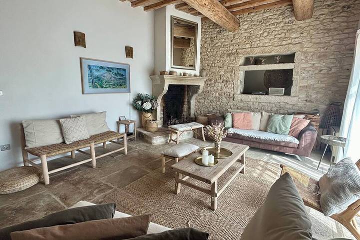 Gîte pour 8 personnes, avec jardin à Solérieux - 4