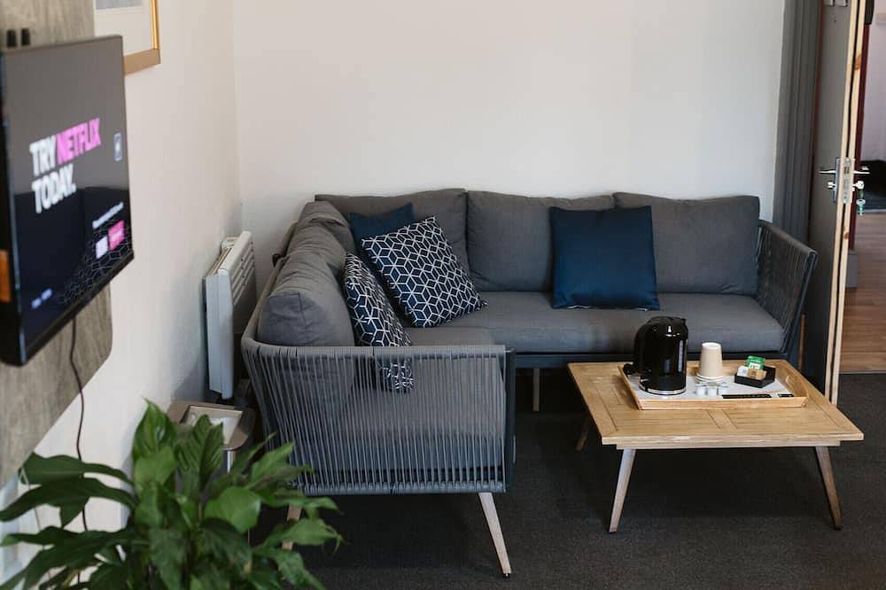 Second Floor Room - 9 in Paisley, Renfrewshire