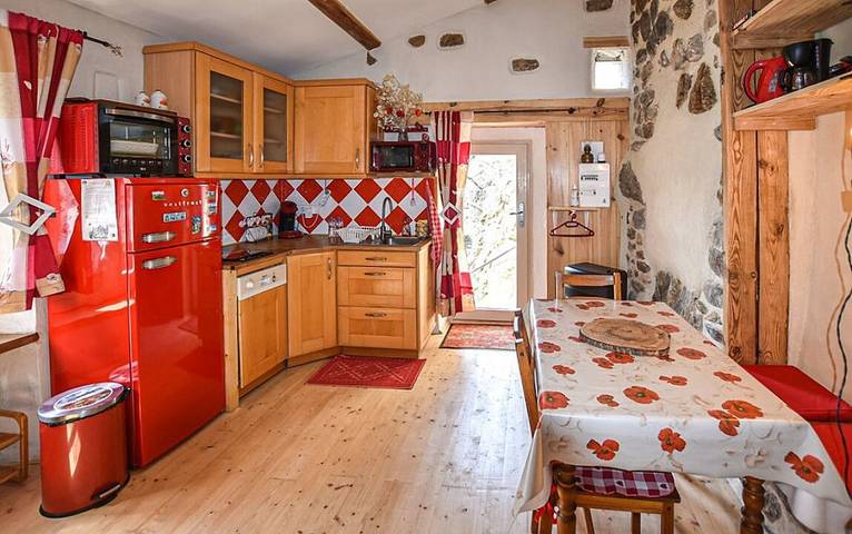 Gîte pour 4 personnes, avec terrasse et jardin, animaux acceptés à Lamastre - 3