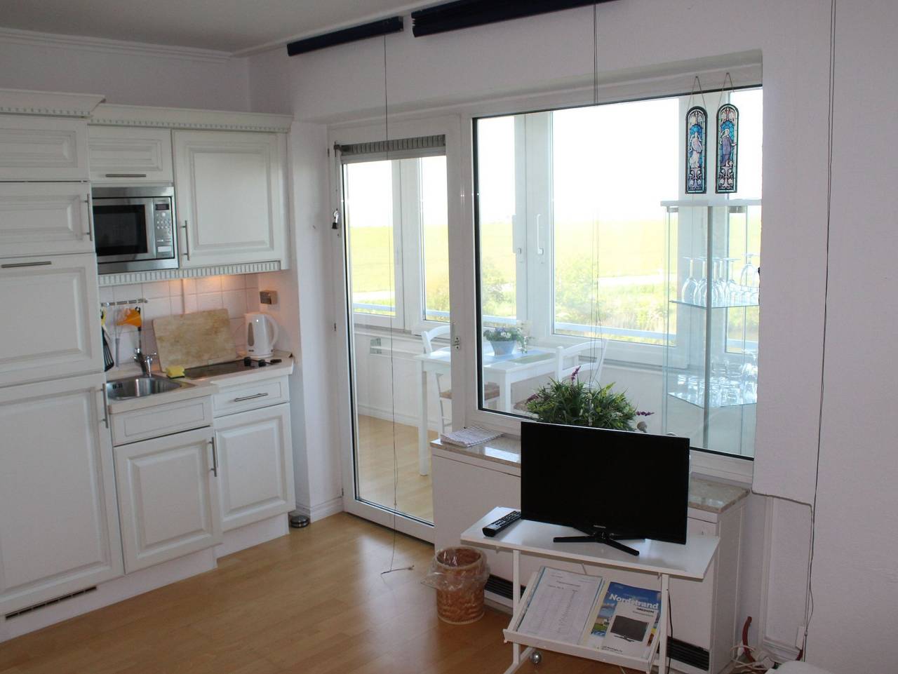 Ganze Ferienwohnung, Fewo Nordseepanorama - Nordseepanorama in Nordstrand (Gemeinde), Nordstrand