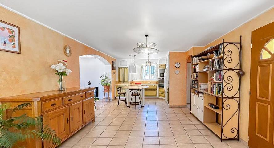 Location de vacances pour 12 personnes, avec piscine et jardin à Redessan - 3