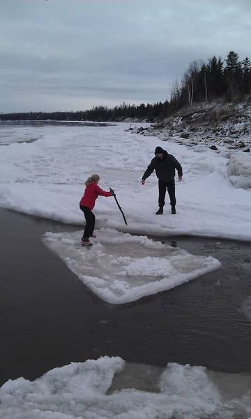 Log Cabin for 4 Guests in Bayfield County, Picture 3