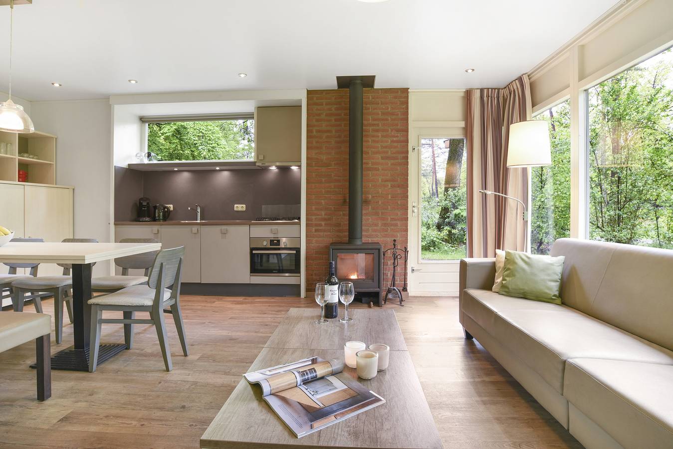 Bungalow für 8 Personen mit Terrasse in Beekbergen, Veluwe