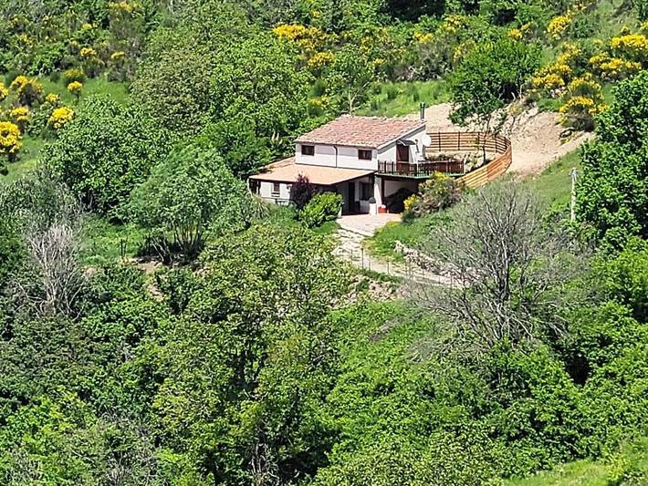 Baita per 6 persone, con Balcone e Terrazza nonché Giardino e Piscina per bambini in Parco Nazionale Del Pollino