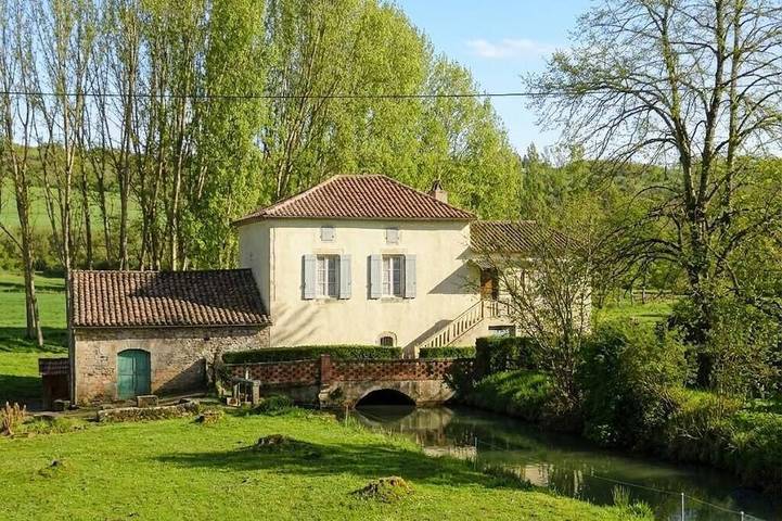 Location de vacances pour 4 personnes, avec jardin à Saint-Martin-le-Redon