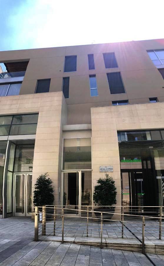 Appartamento vacanze per 2 persone, con Balcone e Terrazza nonché Piscina e Sauna a Milano