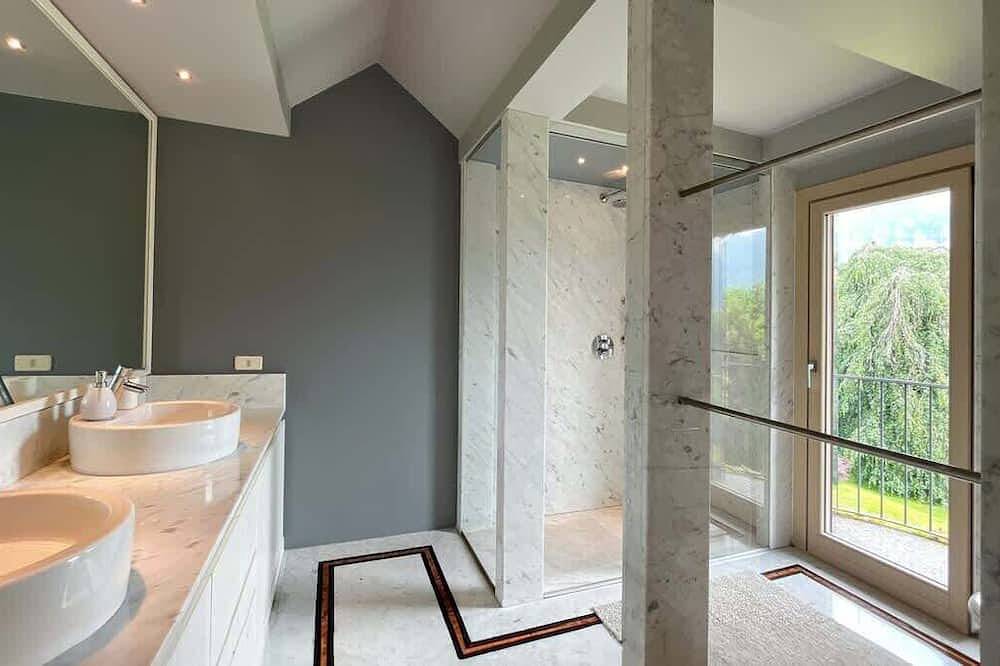 Ganze Wohnung, Casa Micheli - Affitti Brevi Italia in Malgrate, Comer See