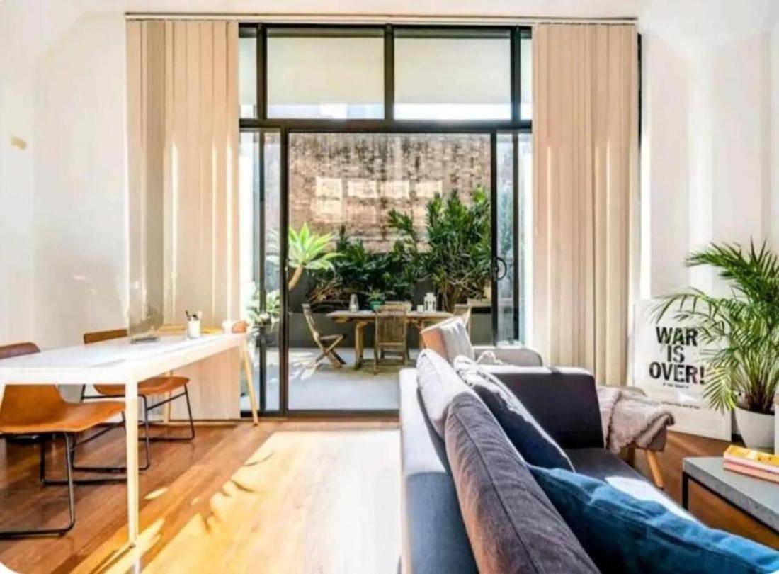 Entire apartment, 1 Bedroom Apartment in Syrry Hills in Surry Hills, Sydney