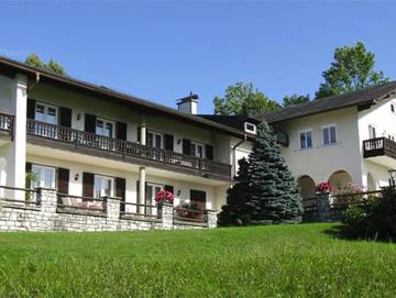 Ferienwohnung für 2 Personen, mit Garten und Ausblick sowie Seeblick am Mondsee