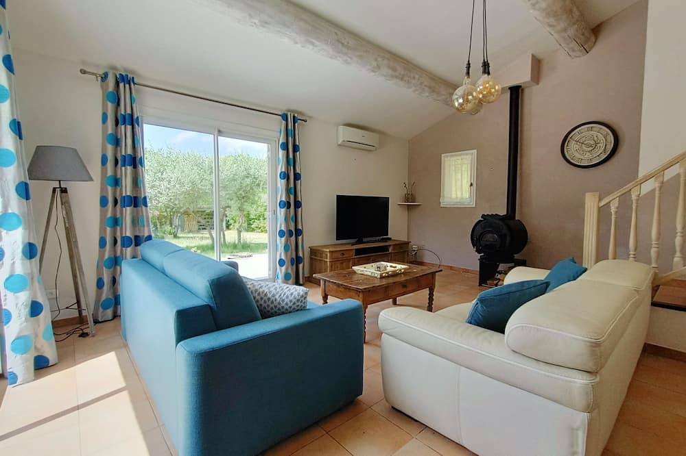 Charming house at the foot of the Luberon (rated 4 stars) in Robion, Parque natural regional del Luberon