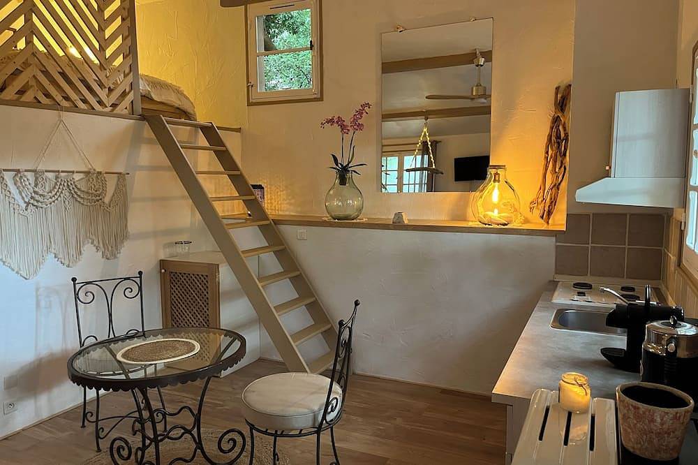 Maisonnette de Vacance Avec son Jardin in Mouans-Sartoux, Cannes region