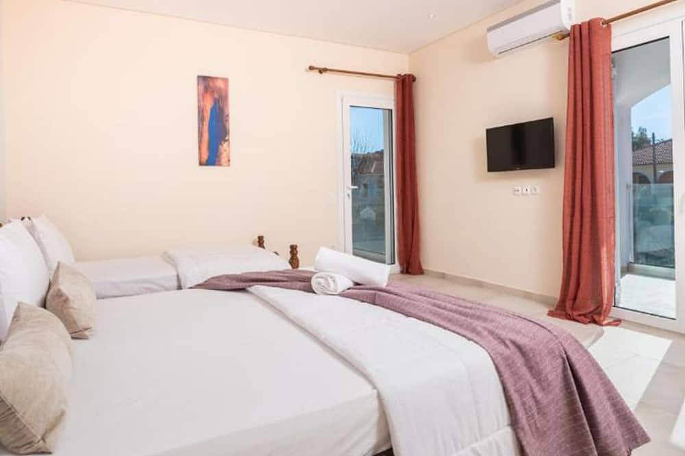 - C - Villa Zakynthos in Planos, Zakynthos