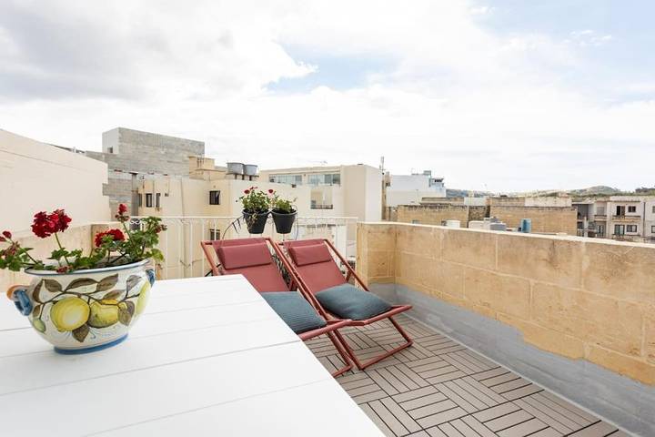 Location de vacances pour 8 personnes, avec vue et balcon dans Zebbug - 3