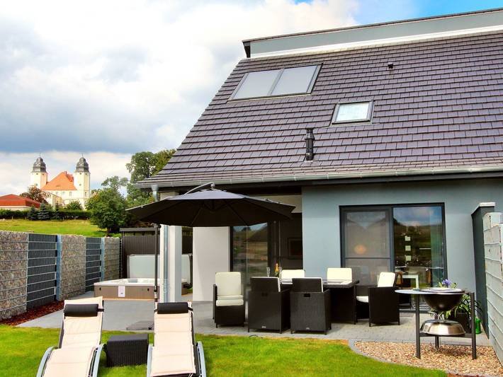 Ferienhaus für 7 Personen, mit Sauna und Ausblick sowie Terrasse und Garten, kinderfreundlich in Göhren-Lebbin