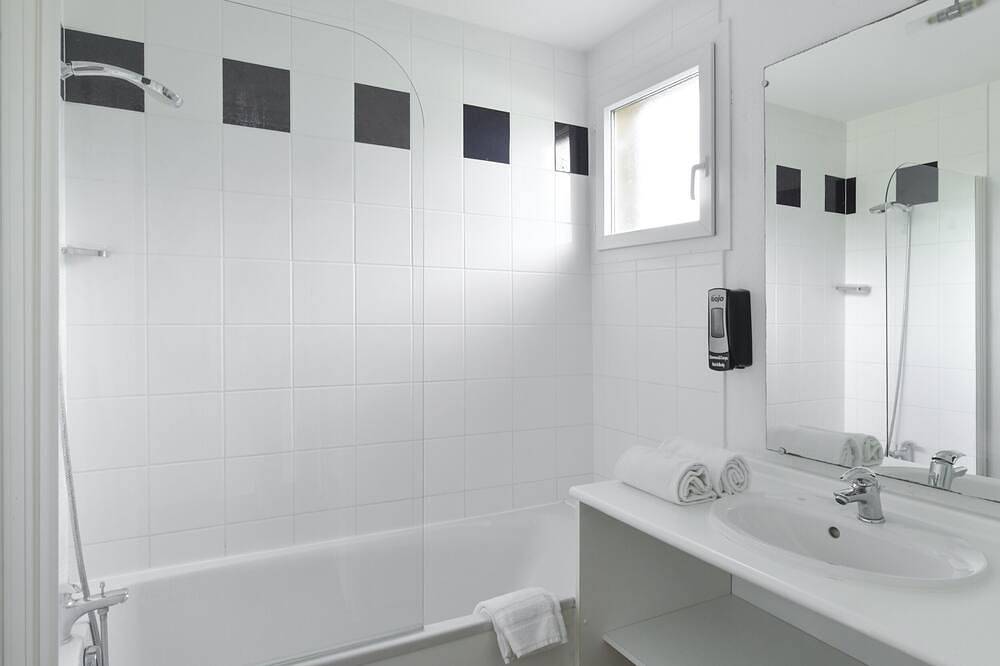 Appartement entier, Appartement 1 chambre (2/4 pers) - linge inclus in Montréal (Gers), Gers