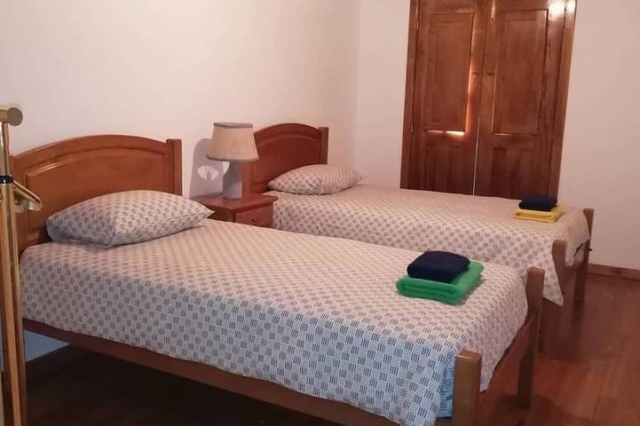 Location de vacances pour 7 personnes, avec balcon et jardin dans Vinhais - 4