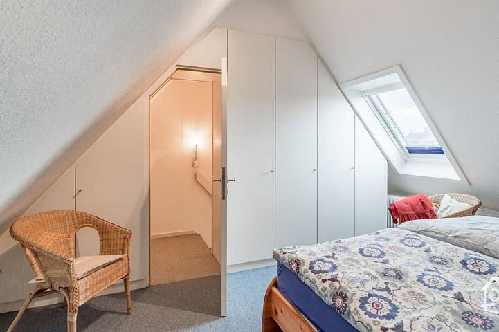Ganze Wohnung, Sie wohnen ruhig und zentral. Zum Strand gehen Sie etwa 5 Minuten. in Nordfriesische Inseln (Schleswig-Holstein) (Schleswig-Holstein), Wenningstedt