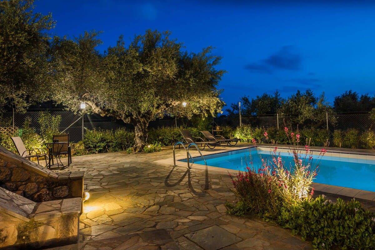 Ferienhaus für 4 Personen mit Pool in Kardamyli, Messenien