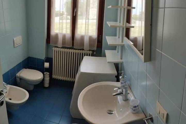 Appartamento intero, Incantevole appartamento con piscina, campo tennis in Colico, Alpi Orobie Occidentali