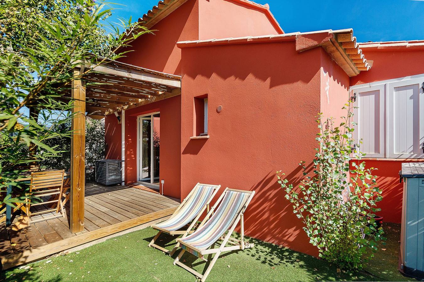 Villa Sylody: Bergblick, WLAN, Klimaanlage, nahe Strand San Ciprianu in Lecci, Sartène und Umgebung