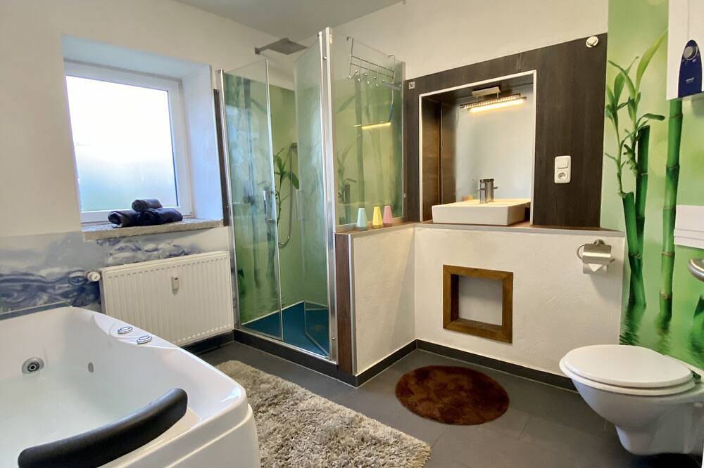 Eifelstein, Apartment mit Whirlpool und Ofen in Schmidtheim, Dahlem