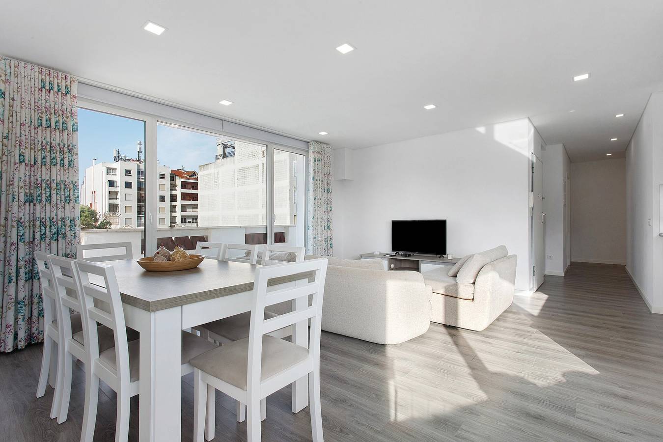 Ganze Wohnung, Apartment 'Casa Dos Terraços Penthouse' mit Balkon, Wlan und Klimaanlage in Praia de São Martinho do Porto, São Martinho do Porto